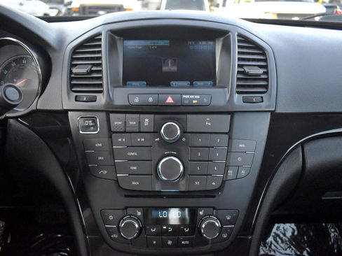 Used 2013 Buick Regal Premium image 22