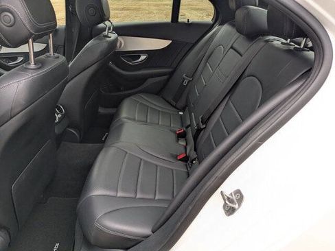 Used 2018 Mercedes-Benz C 300 4MATIC Sedan image 31
