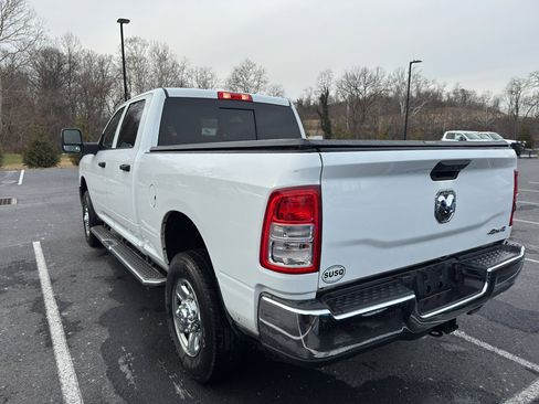 Used 2024 RAM 2500 Tradesman w/ Chrome Appearance Group image 8