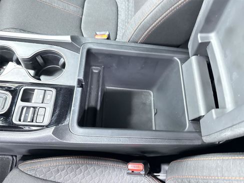 Certified 2025 Honda Pilot Sport image 18