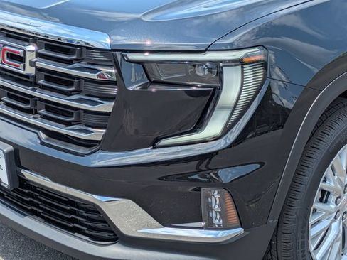 New 2026 GMC Acadia Elevation w/ Elevation Premium Package AWD/4WD image 9