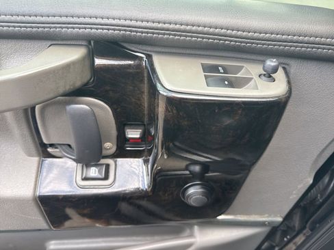 Used 2017 GMC Savana 2500 Extended RWD image 27