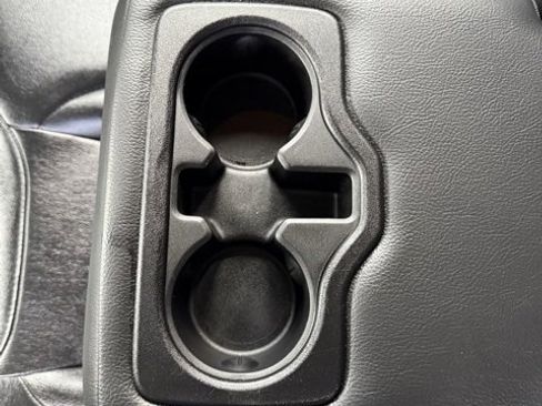 Used 2020 Jeep Compass Limited image 36