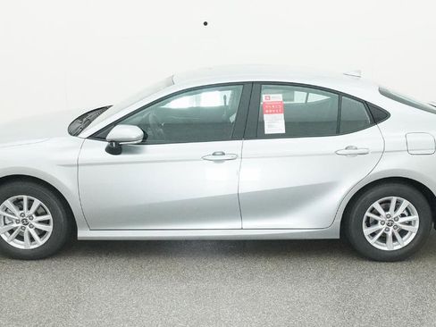 New 2026 Toyota Camry LE image 6