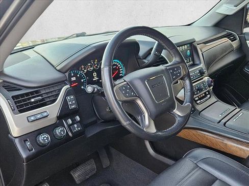 Used 2019 GMC Yukon Denali w/ Denali Ultimate Package image 10