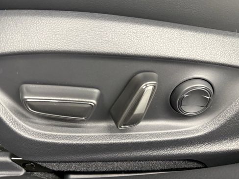 New 2026 Toyota Prius Limited image 16