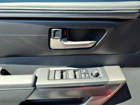 New 2026 Toyota Tundra SR5 w/ SR5 Convenience Package AWD/4WD image 12