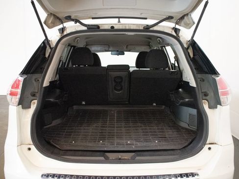 Used 2016 Nissan Rogue SV AWD/4WD image 21