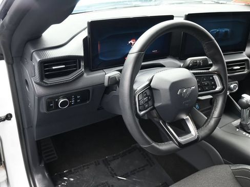 Used 2024 Ford Mustang Coupe RWD image 15