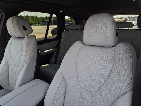 New 2026 BMW X5 sDrive40i w/ Premium Package RWD image 12