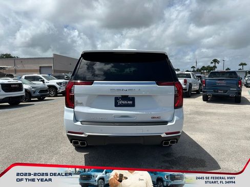 New 2026 GMC Yukon XL Denali w/ Denali Reserve Package image 7