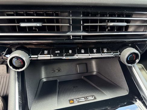 New 2026 Chevrolet Traverse Z71 w/ Enhanced Driving Package image 28