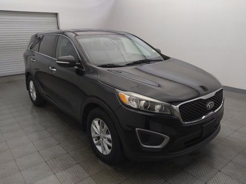 Used 2016 Kia Sorento L FWD image 13