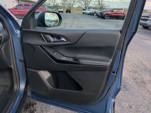 Certified 2025 Chevrolet Equinox LT w/ Convenience Package II image 9