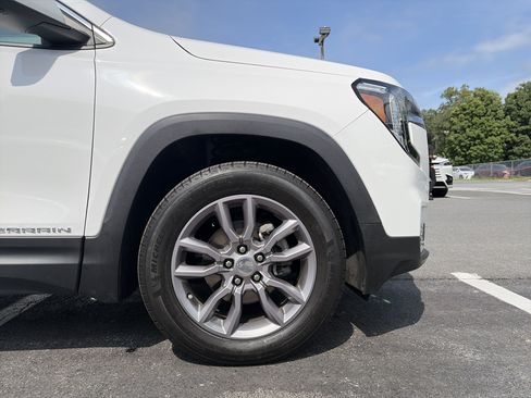 Used 2023 GMC Terrain SLT w/ Tech Package AWD/4WD image 16
