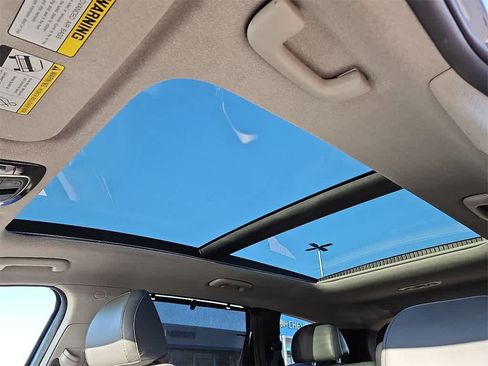 Used 2023 Hyundai Santa Fe Limited image 12