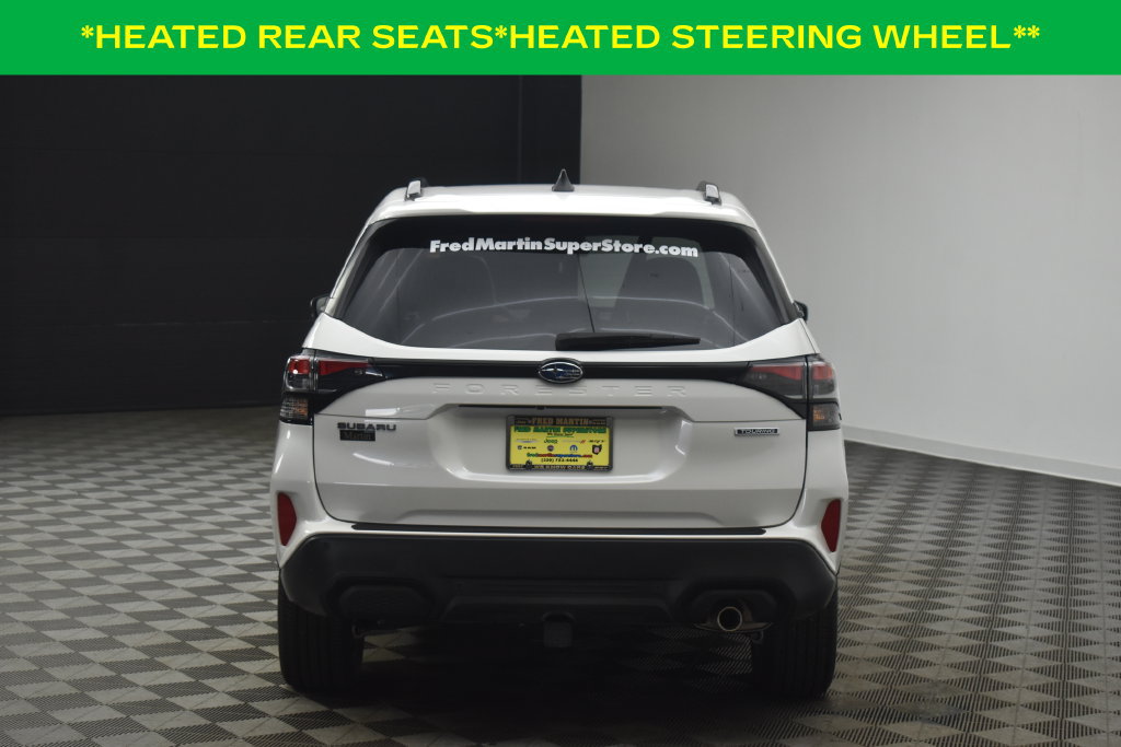 Used 2025 Subaru Forester Touring AWD/4WD image 6