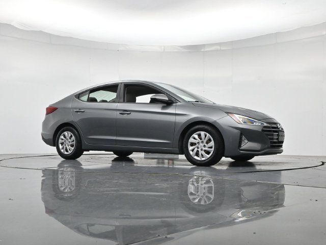 Used 2019 Hyundai Elantra SE FWD image 35