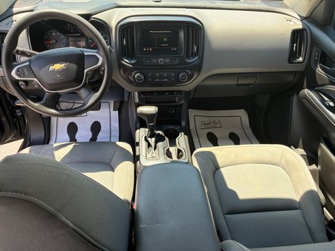 Used 2019 Chevrolet Colorado W/T w/ WT Convenience Package AWD/4WD image 13