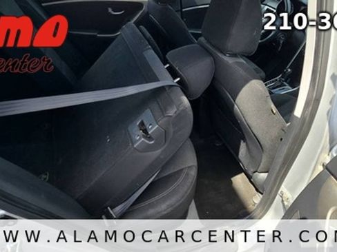 Used 2016 Hyundai Elantra GT FWD image 22