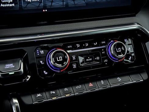 New 2026 GMC Sierra 1500 Denali w/ Denali Reserve Package image 18