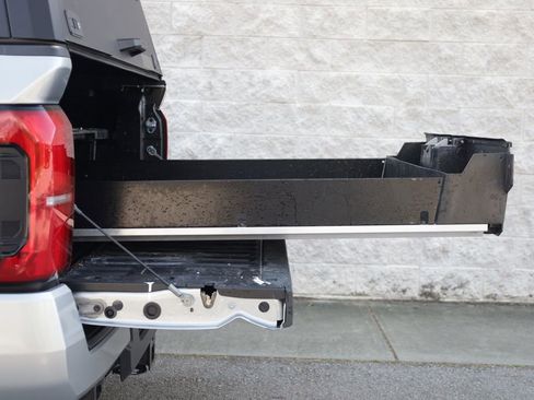 Used 2024 Toyota Tacoma SR5 image 7