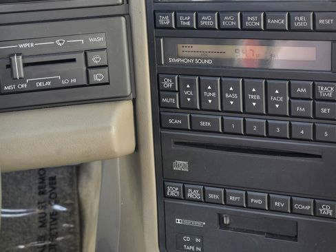 Used 1993 Cadillac Allante image 43