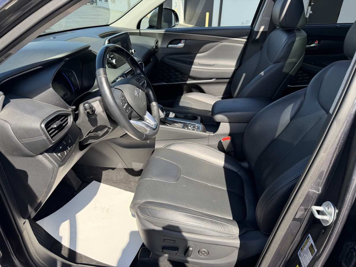 Used 2020 Hyundai Santa Fe Limited AWD/4WD image 10