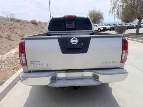 Used 2005 Nissan Frontier LE w/ (H02) Audio Pkg AWD/4WD image 7
