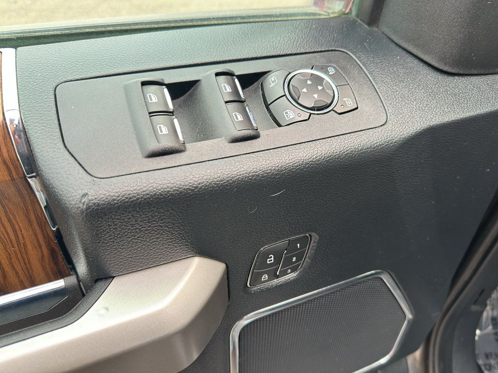 Used 2019 Ford F150 Lariat w/ Equipment Group 502A Luxury AWD/4WD image 16