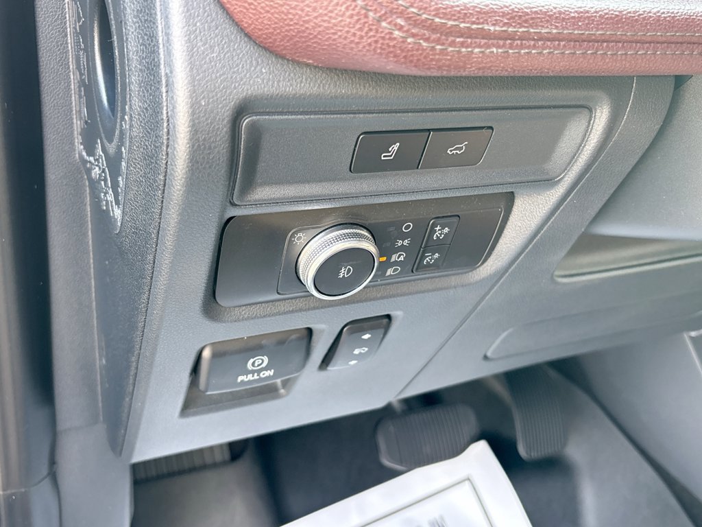 Used 2022 Ford Expedition Max Limited AWD/4WD image 29