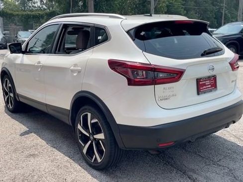Used 2022 Nissan Rogue Sport SL w/ Premium Package image 6
