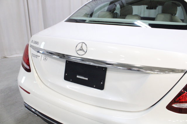 Used 2018 Mercedes-Benz E 300 image 31