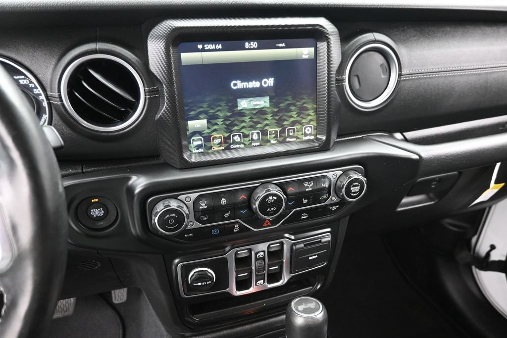 Used 2023 Jeep Wrangler Unlimited Sahara w/ Cold Weather Group AWD/4WD image 19