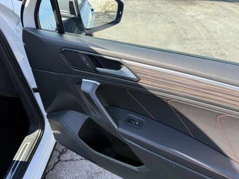 Used 2024 Volkswagen Tiguan Wolfsburg Edition image 41