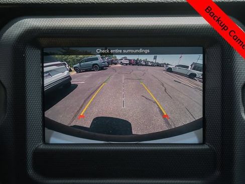 Used 2022 Jeep Wrangler Unlimited Sport AWD/4WD image 11