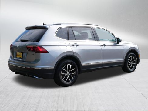 Used 2021 Volkswagen Tiguan SE AWD/4WD image 7