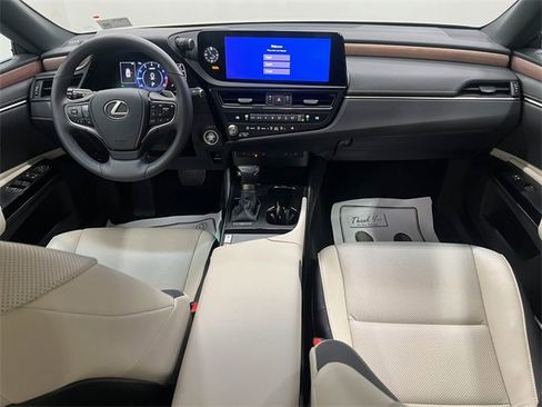 Certified 2023 Lexus ES 350 w/ Premium Package image 14