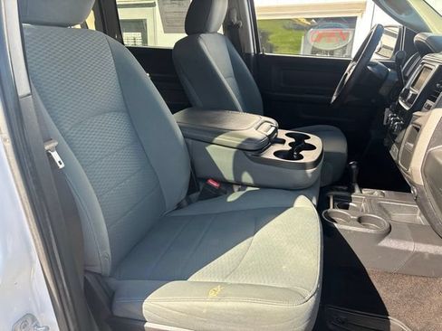 Used 2016 RAM 2500 ST w/ SXT Appearance Group AWD/4WD image 8