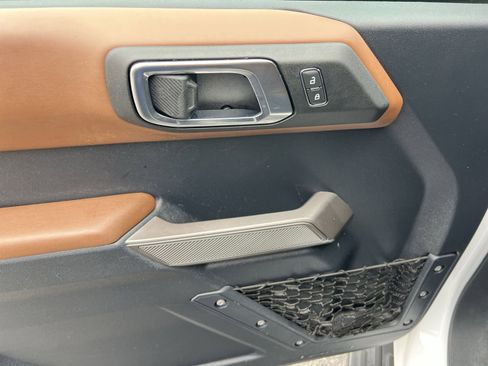 Used 2022 Ford Bronco Outer Banks image 14