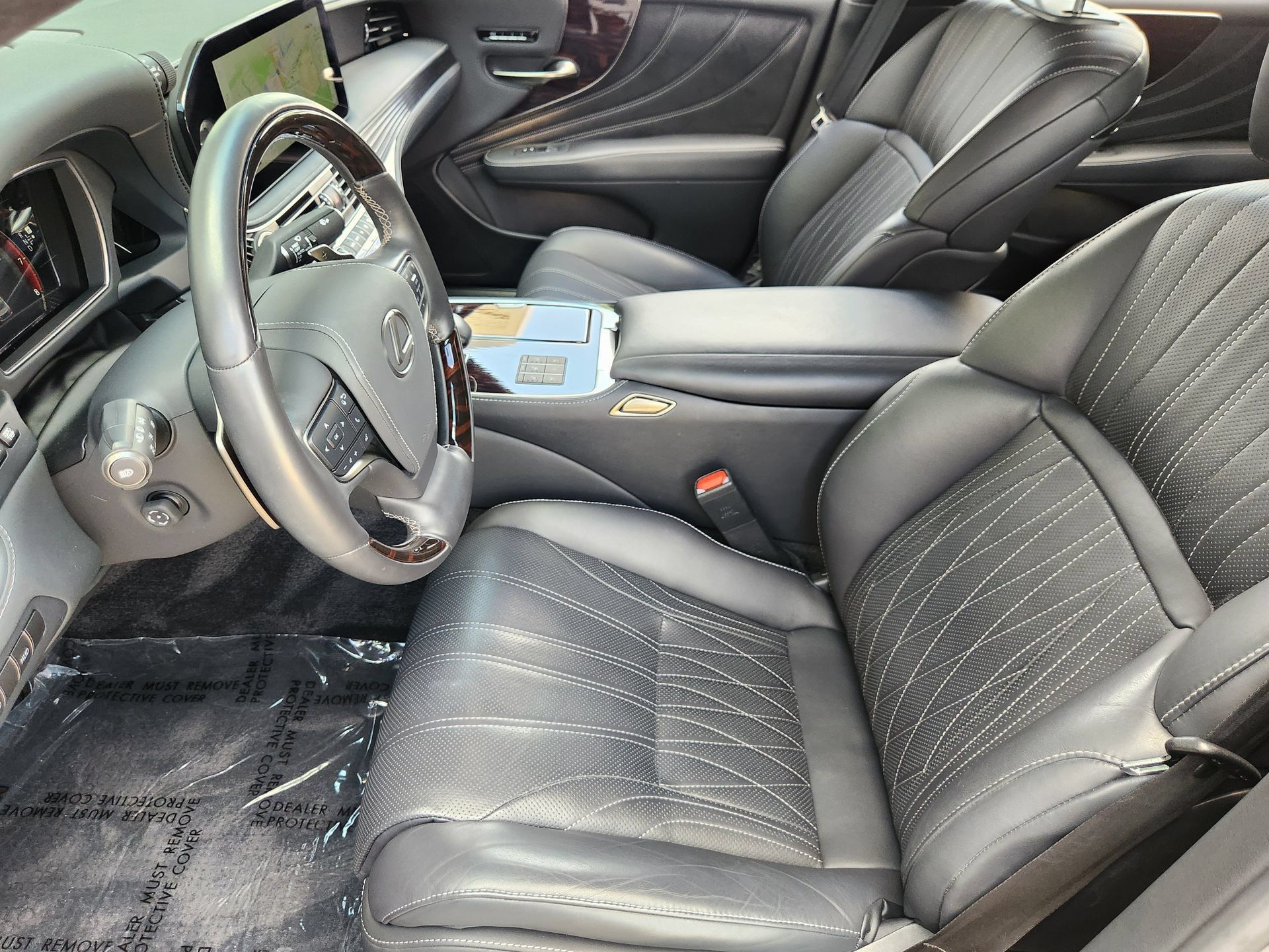 Used 2023 Lexus LS 500 w/ Interior Upgrade Package RWD image 15