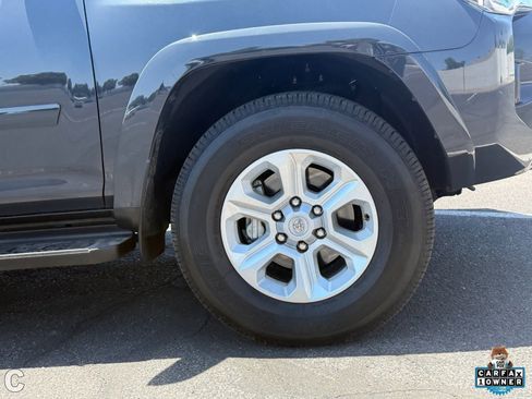 Used 2024 Toyota 4Runner SR5 Premium w/ Moonroof Package AWD/4WD image 5