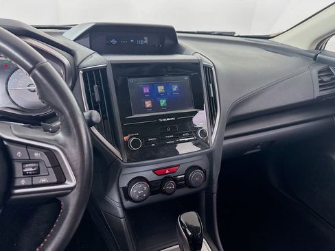 Used 2018 Subaru Crosstrek 2.0i Premium image 16