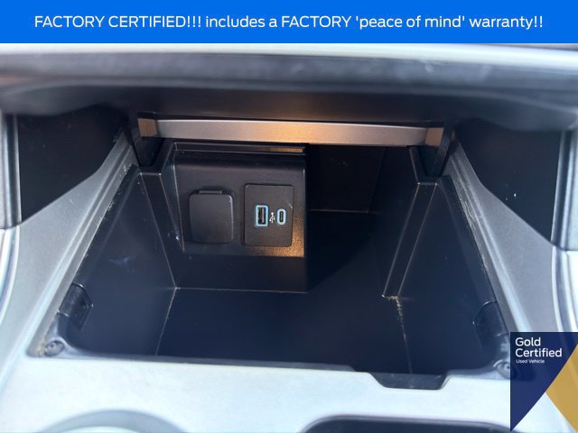 Used 2023 Ford Explorer XLT w/ Equipment Group 202A AWD/4WD image 43