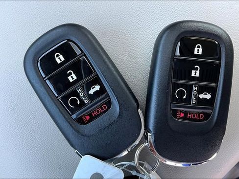 New 2025 Honda Accord SE image 29