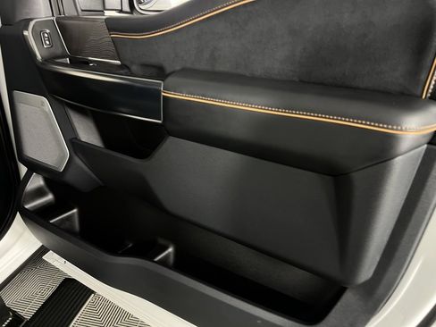 Used 2024 Ford F350 Platinum w/ FX4 Off-Road Package image 36