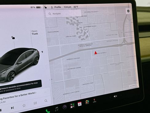 Used 2021 Tesla Model 3 Long Range AWD/4WD image 21