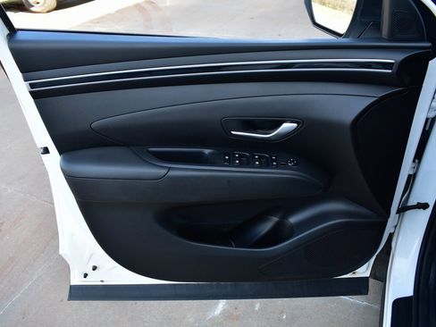 Used 2023 Hyundai Tucson SEL image 13