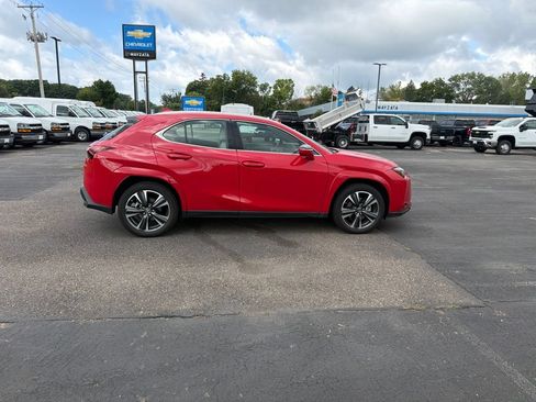 Used 2024 Lexus UX 250h AWD w/ Premium Package image 19