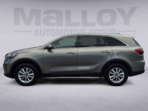 Used 2019 Kia Sorento AWD image 2